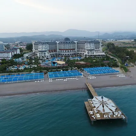 Seaden Sea Planet & Hotell Kızılot